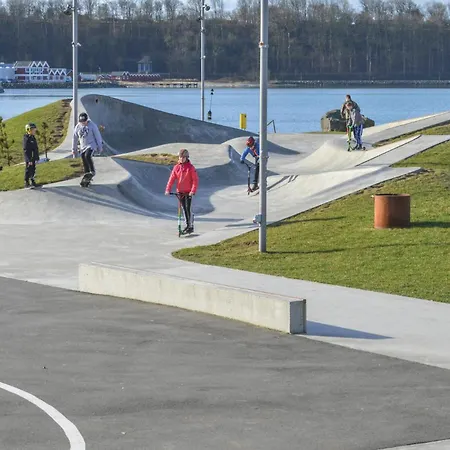 2 Bedroom Lovely In Appartement